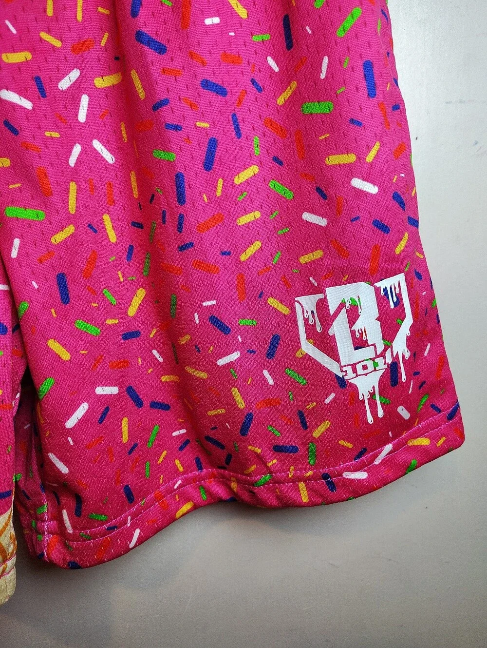 Baseball Lifestyle B 101 Pink Mesh Ice Cream Graphic Print Shorts Kid's Sz M